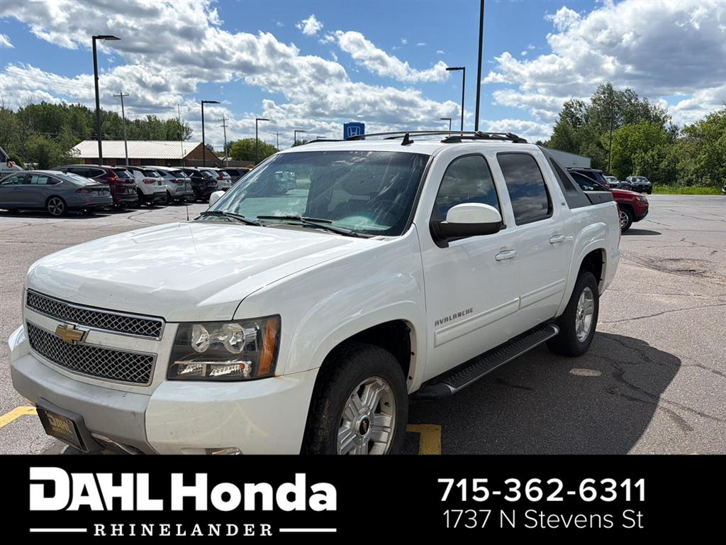 2011 Chevrolet Avalanche LT 4WD Pickup Truck Four-Wheel Drive