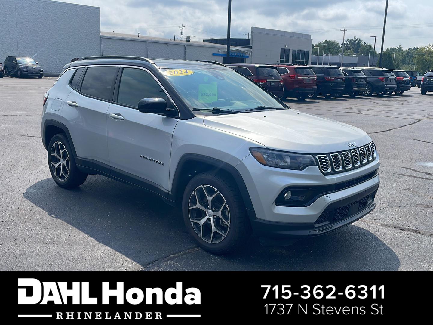 Silver Zynith Metallic Clearcoat 2024 Jeep Compass SUV / Crossover Four-Wheel Drive 8-Speed Automatic