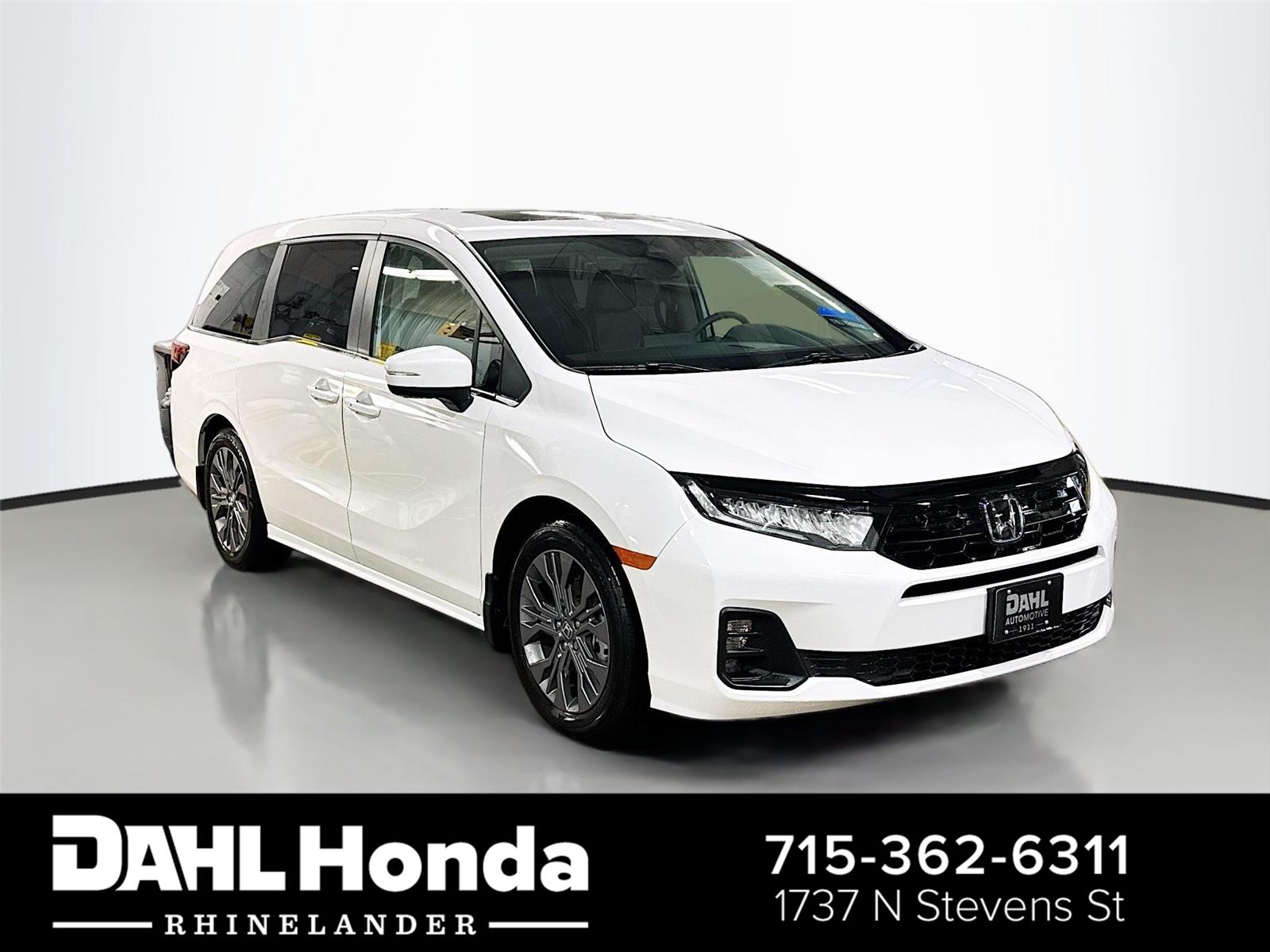 2026 Honda Odyssey Touring FWD