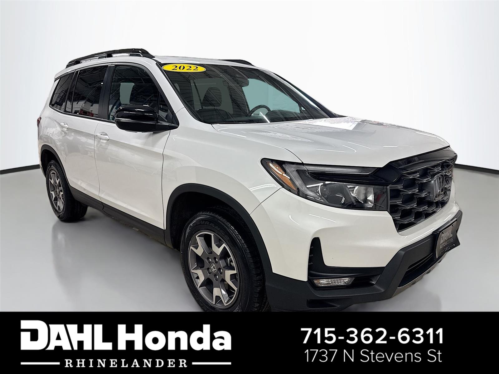 Platinum White Pearl 2022 Honda Passport TrailSport AWD SUV / Crossover All-Wheel Drive 9-Speed Automatic