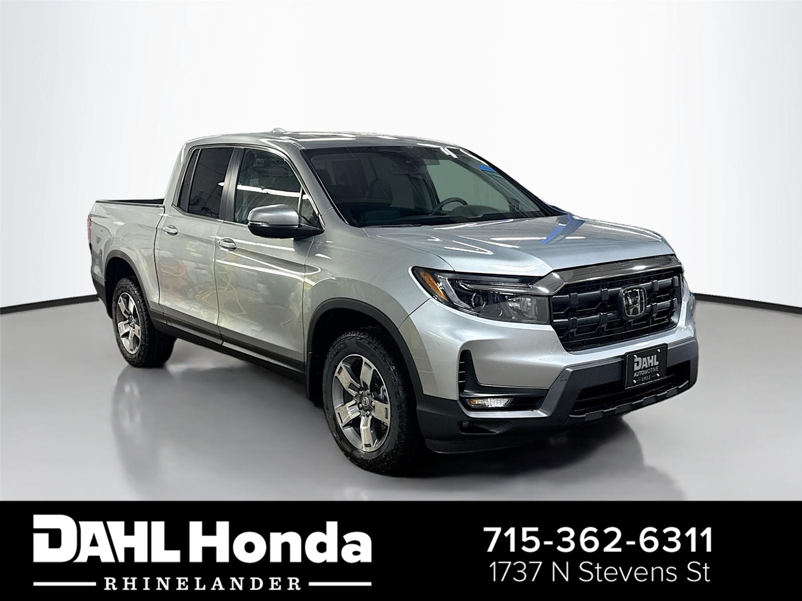 Solar Silver Metallic 2026 Honda Ridgeline RTL AWD Pickup Truck All-Wheel Drive 9-Speed Automatic