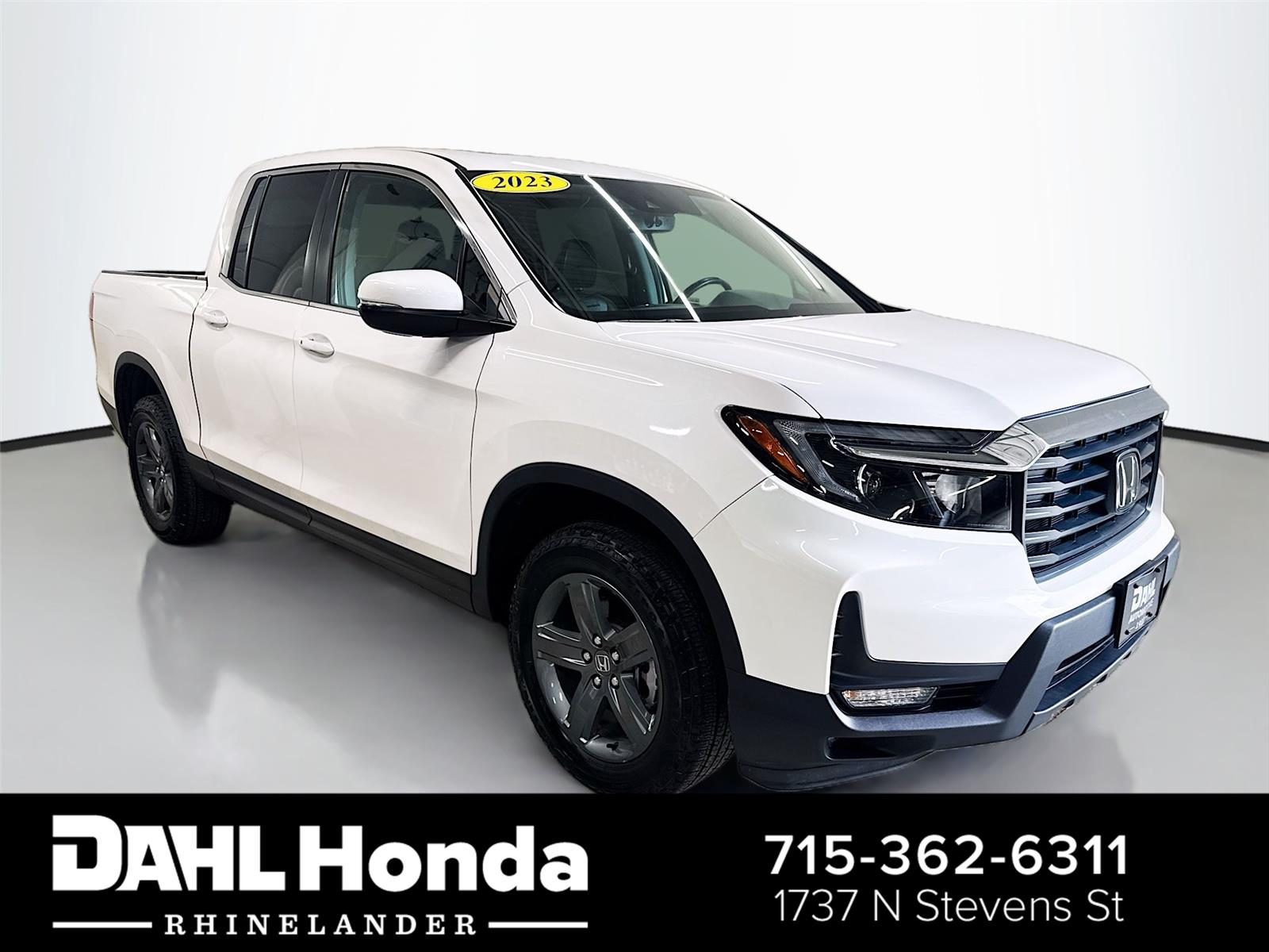 Platinum White Pearl 2023 Honda Ridgeline RTL AWD Pickup Truck All-Wheel Drive 9-Speed Automatic