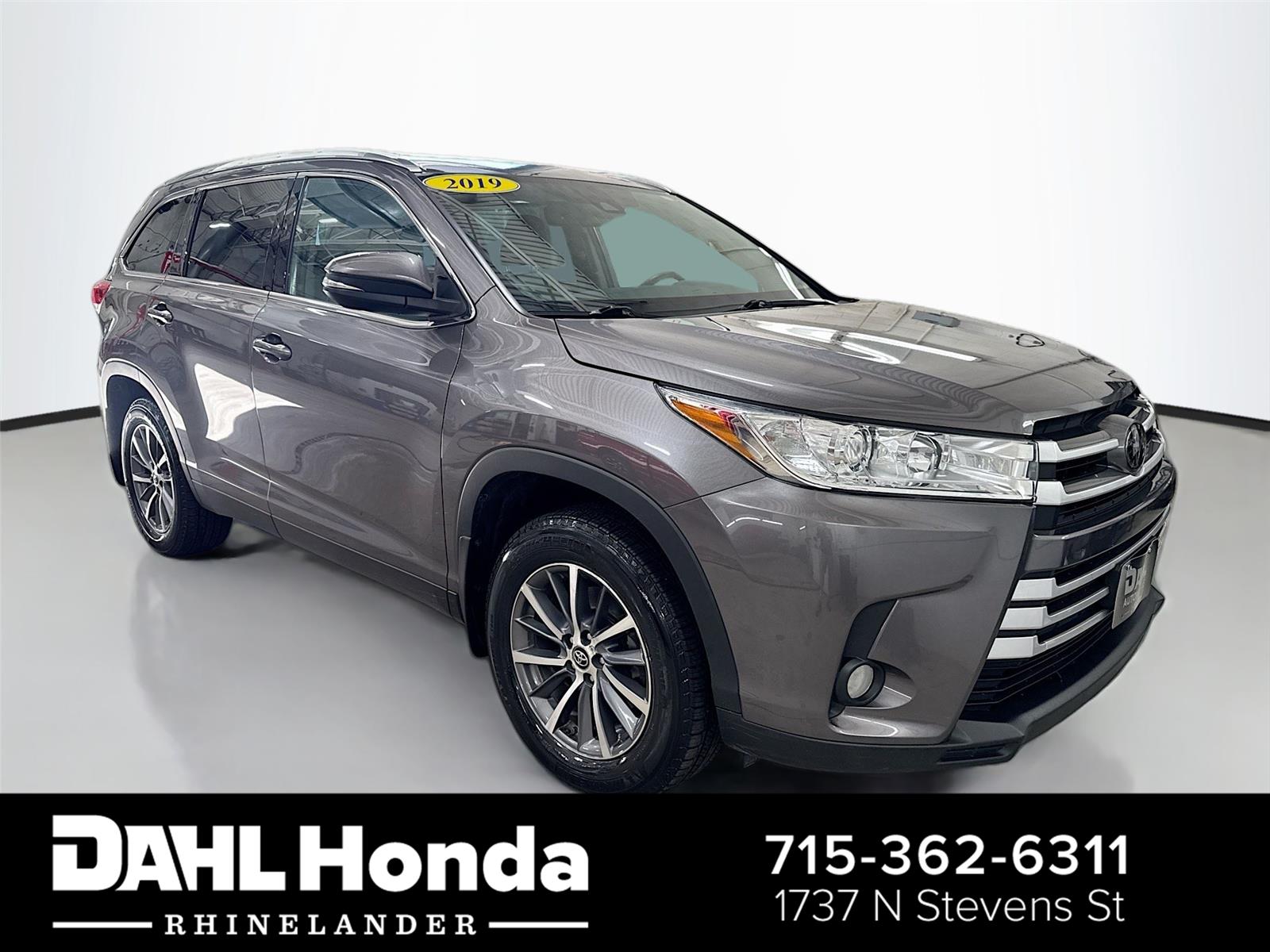 Predawn Gray Mica 2019 Toyota Highlander SUV / Crossover All-Wheel Drive Automatic