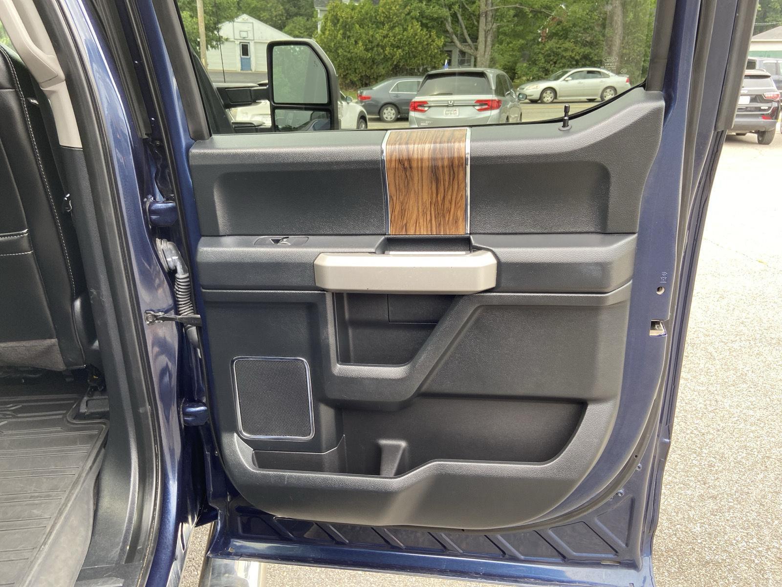 Linnehan's Right Way Auto