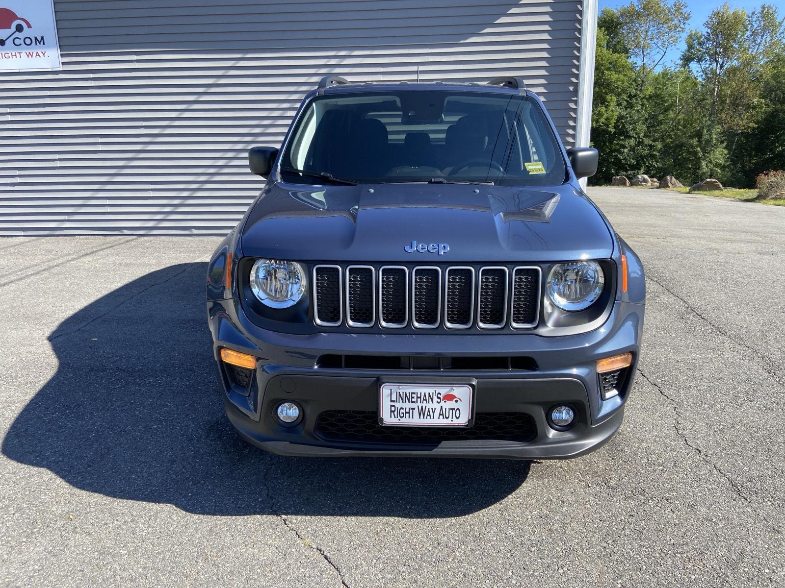2022 Jeep Renegade Latitude photo 8