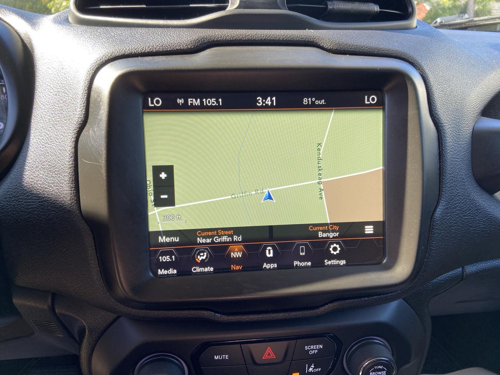 2022 Jeep Renegade Latitude photo 19