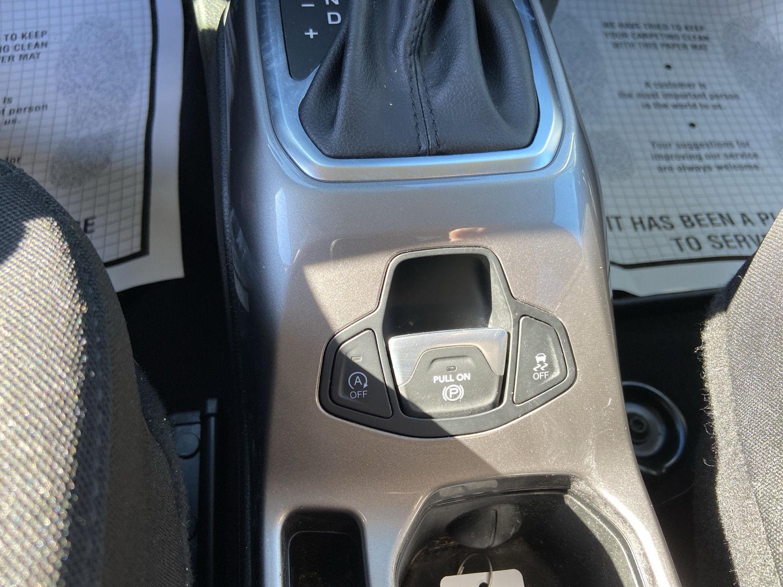 2022 Jeep Renegade Latitude photo 23
