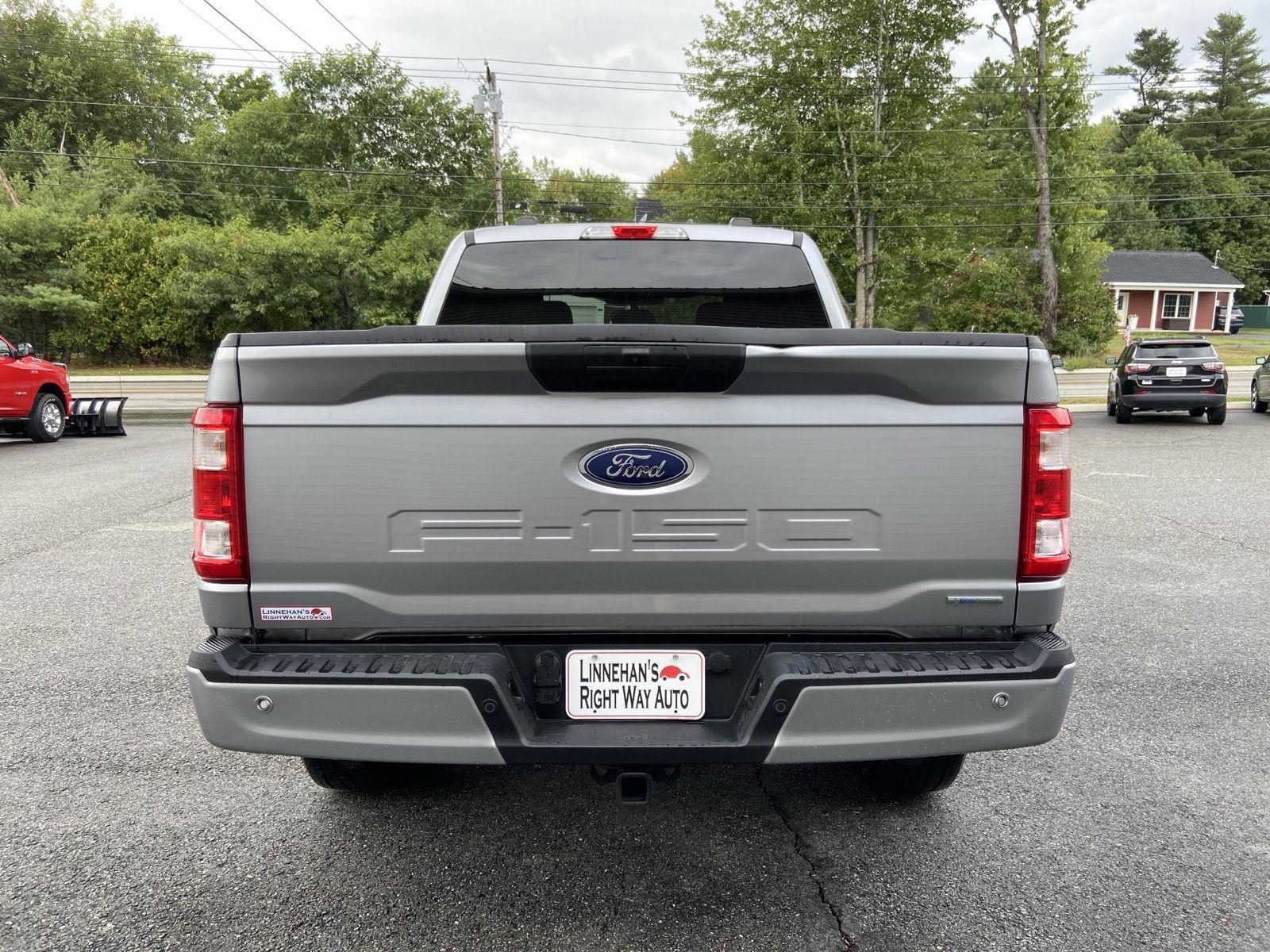 2022 Ford F-150 XL photo 3