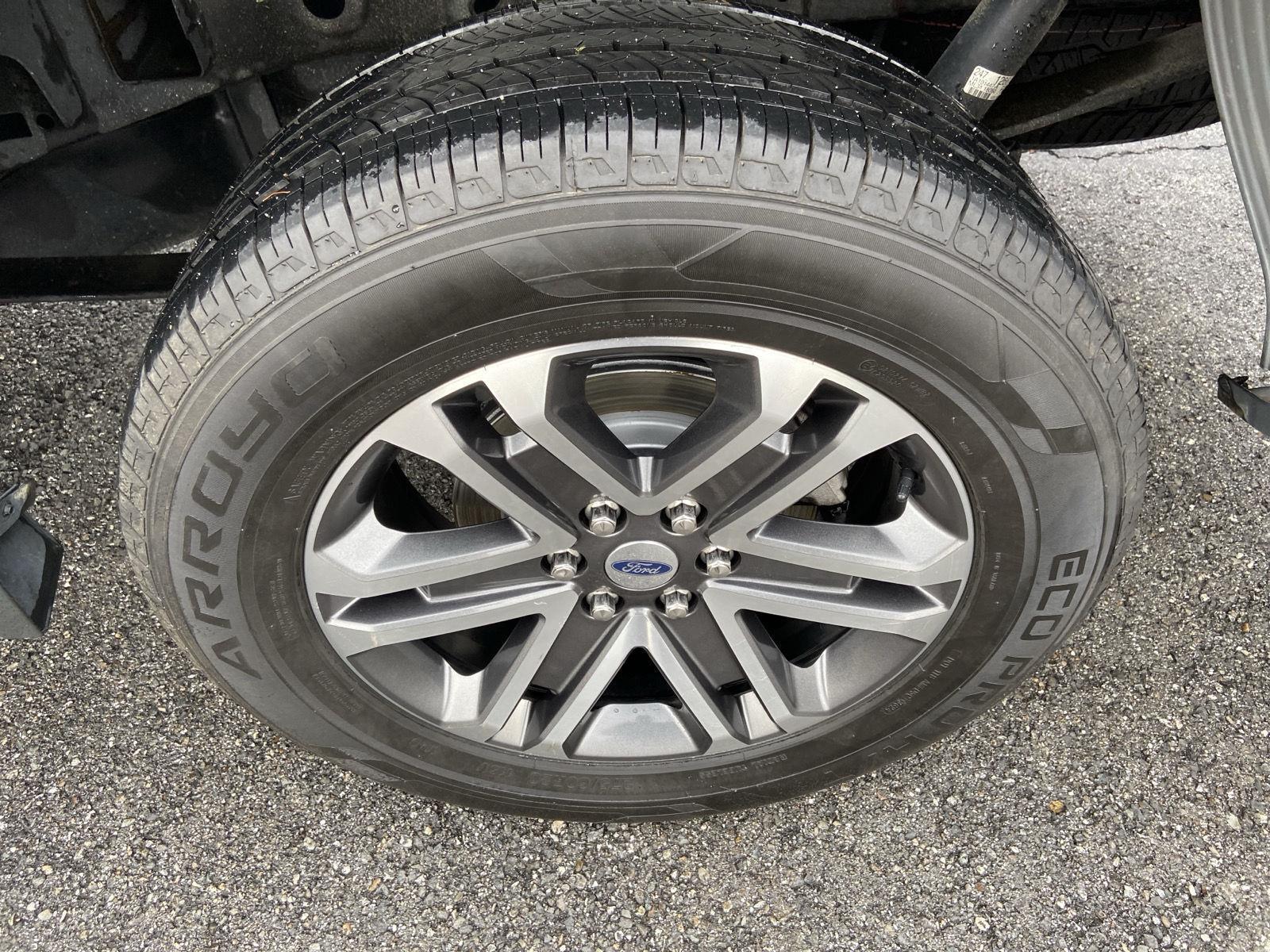 2022 Ford F-150 XL photo 9