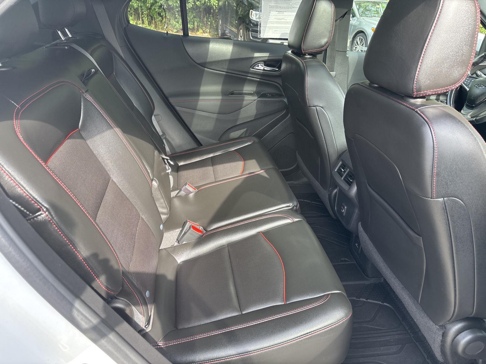 2022 Chevrolet Equinox RS photo 17