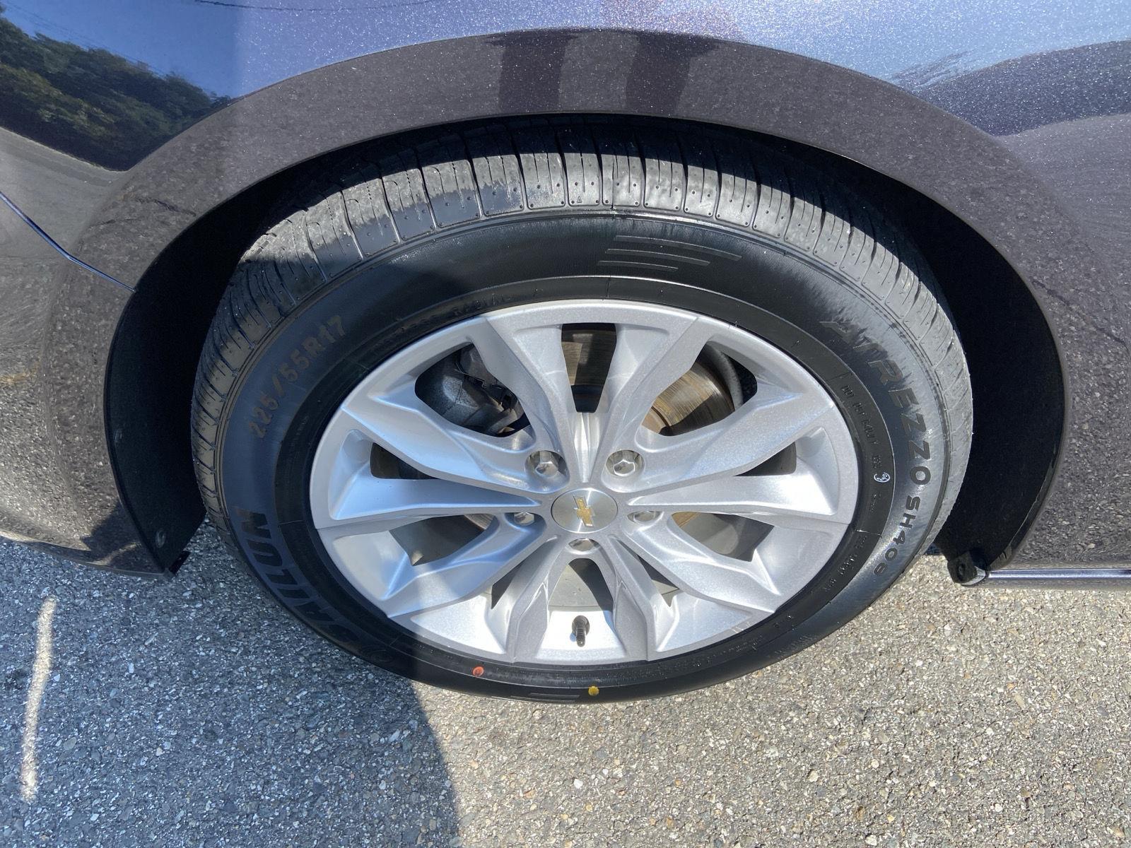 2023 Chevrolet Malibu 1LT photo 9