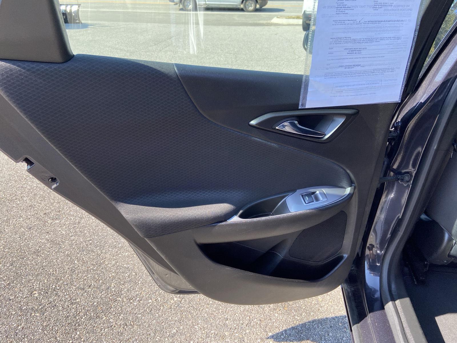 2023 Chevrolet Malibu 1LT photo 22