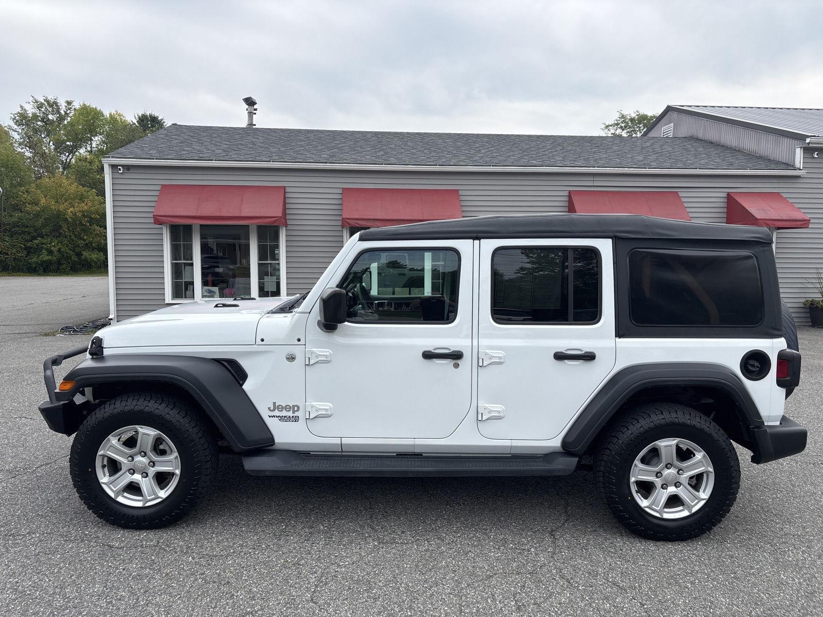 2018 Jeep Wrangler Unlimited Sport S photo 2