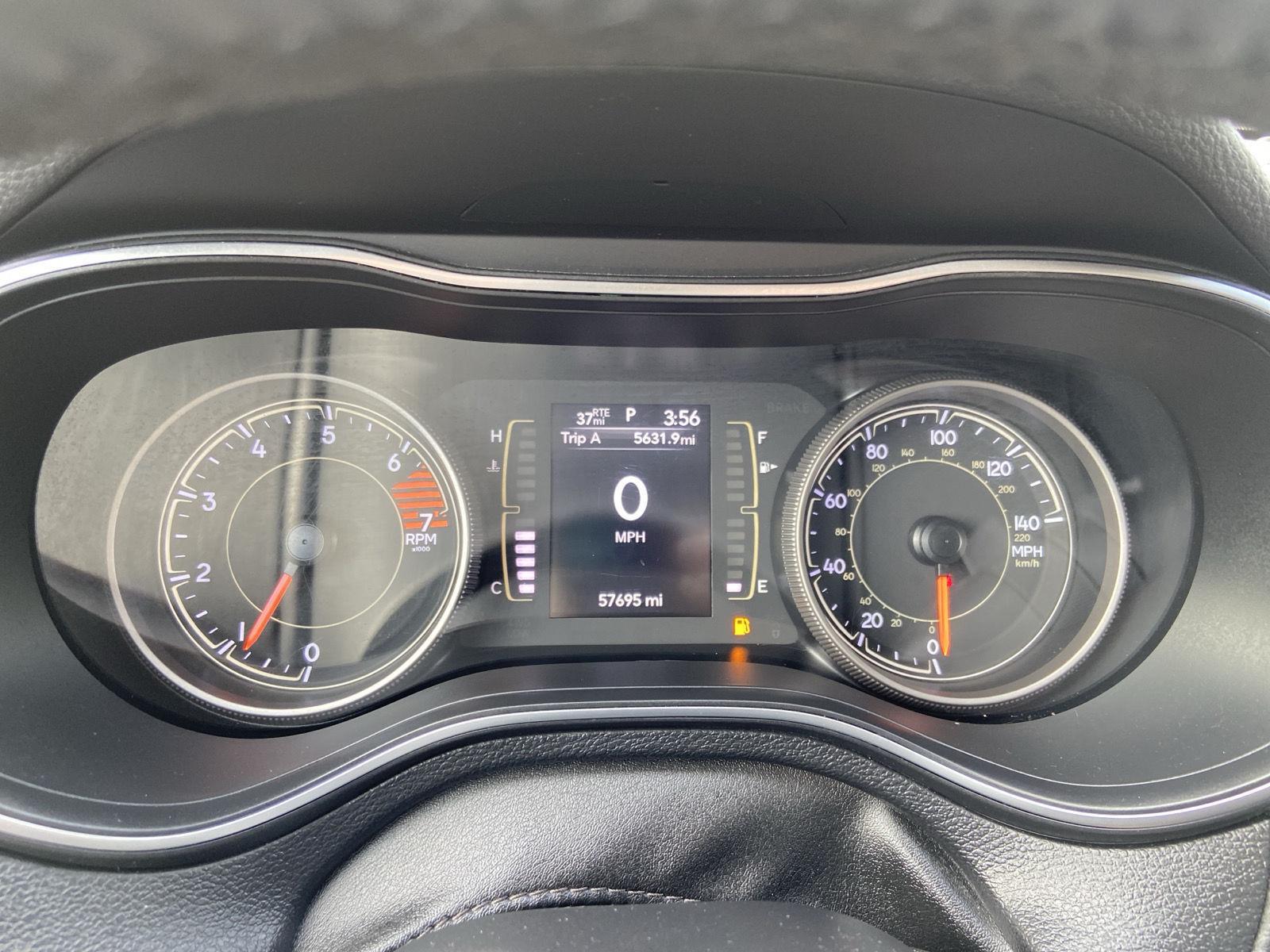 2019 Jeep Cherokee Altitude photo 17