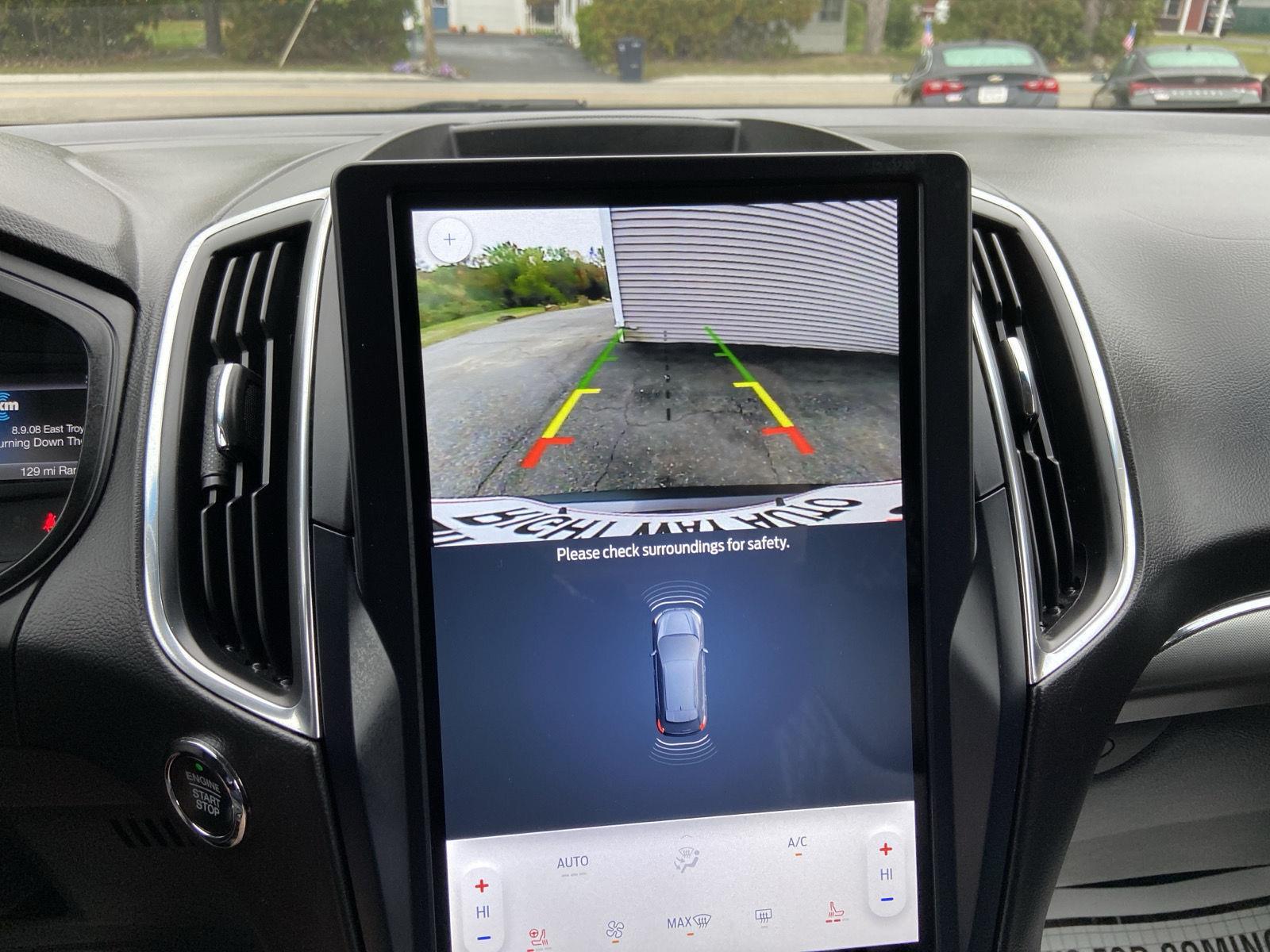 2023 Ford Edge Titanium photo 21