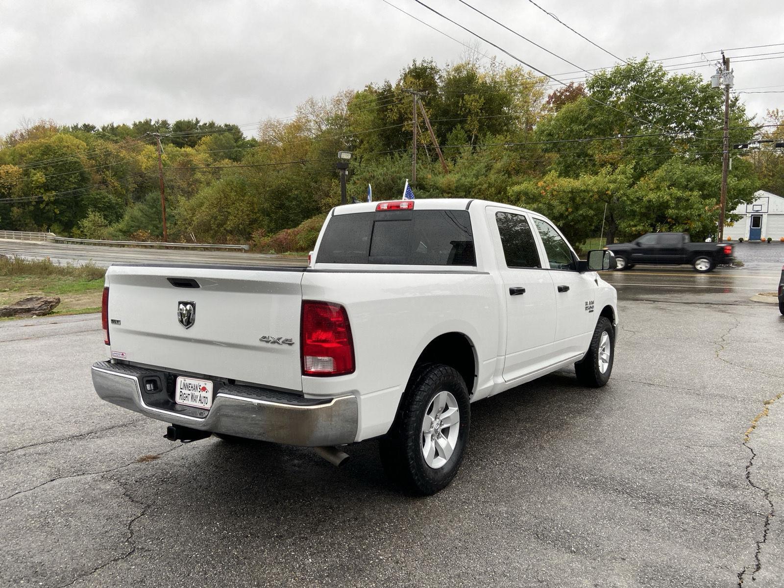 2023 Ram 1500 Classic SLT photo 5