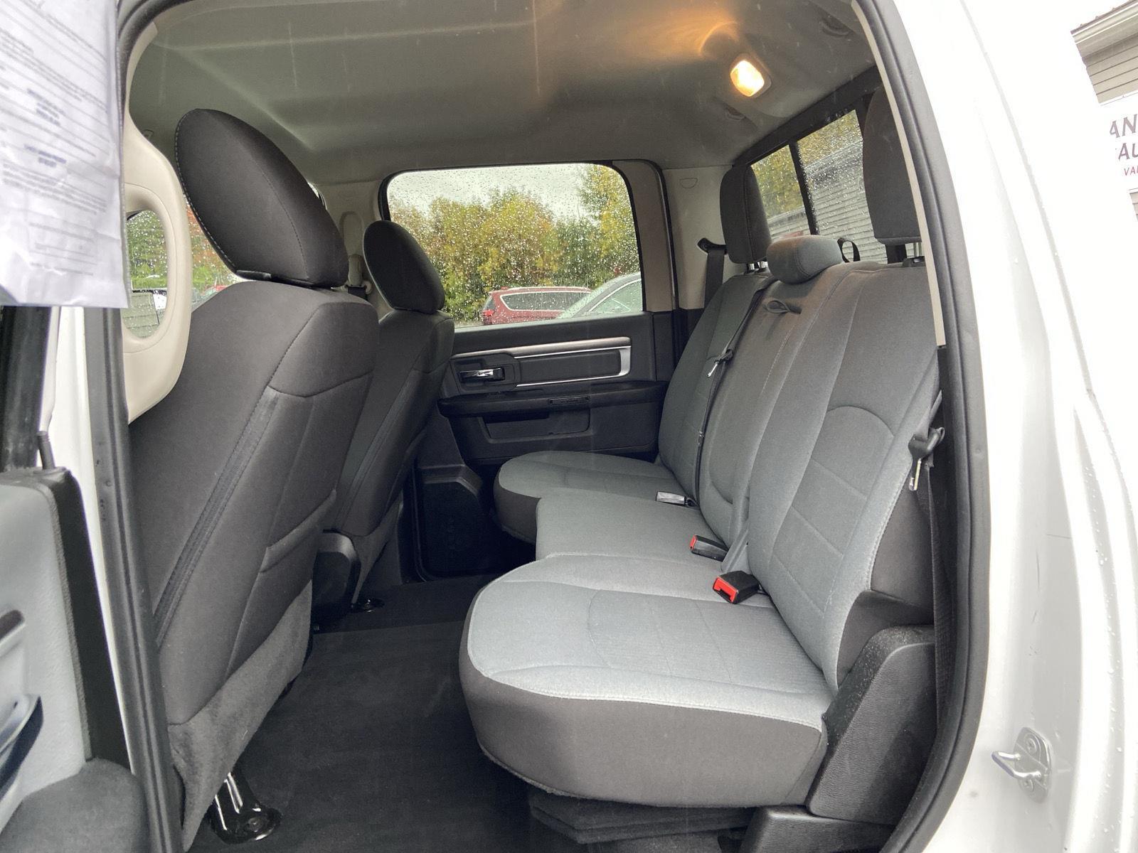 2023 Ram 1500 Classic SLT photo 26