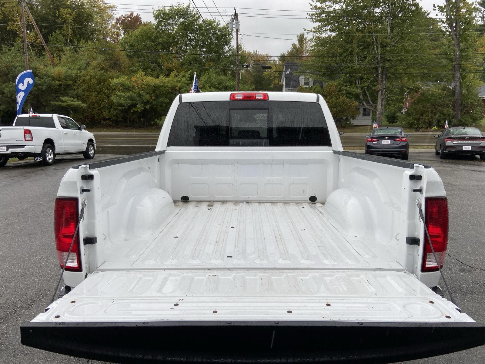 2023 Ram 1500 Classic SLT photo 28