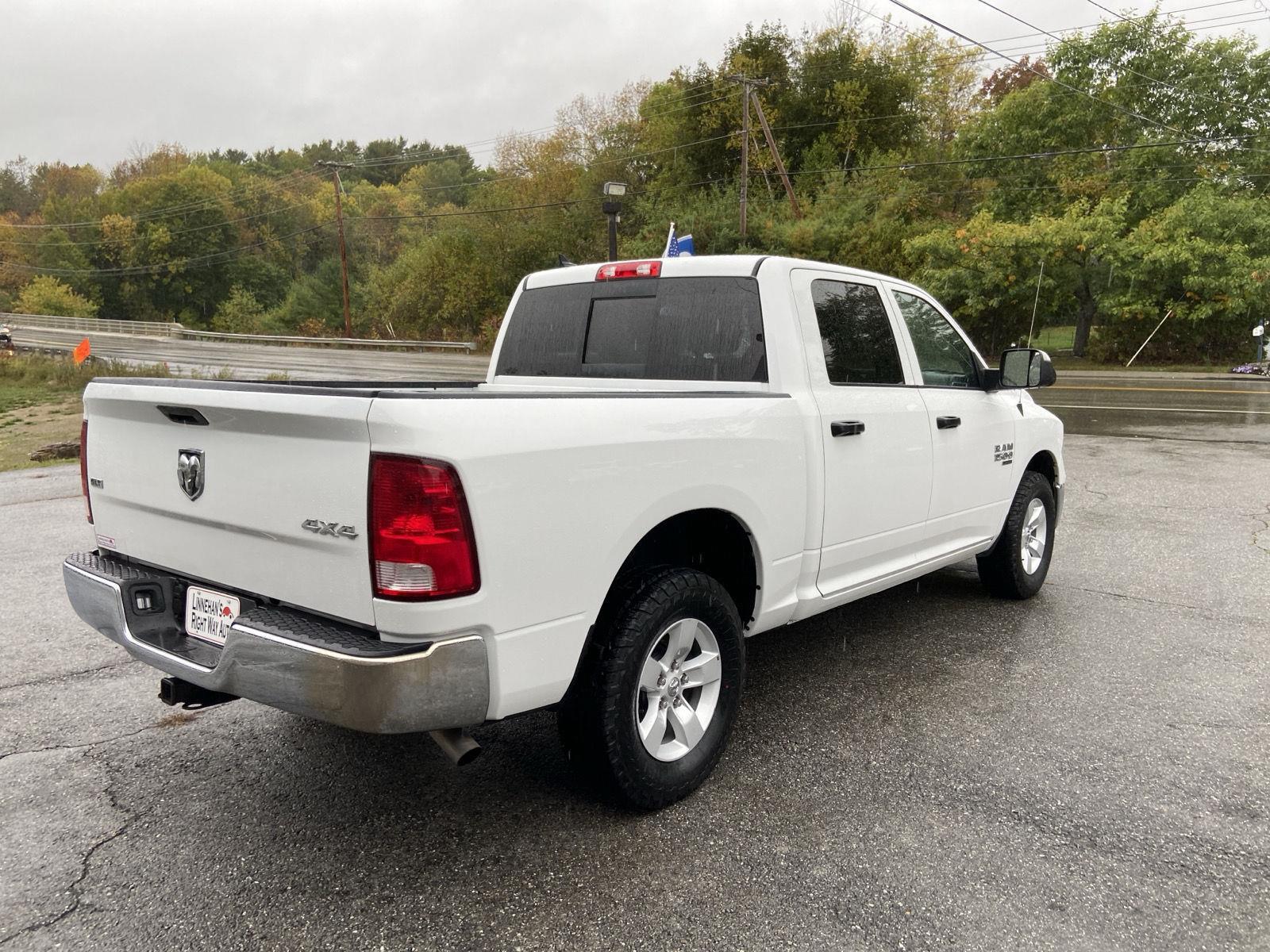 2023 Ram 1500 Classic SLT photo 29