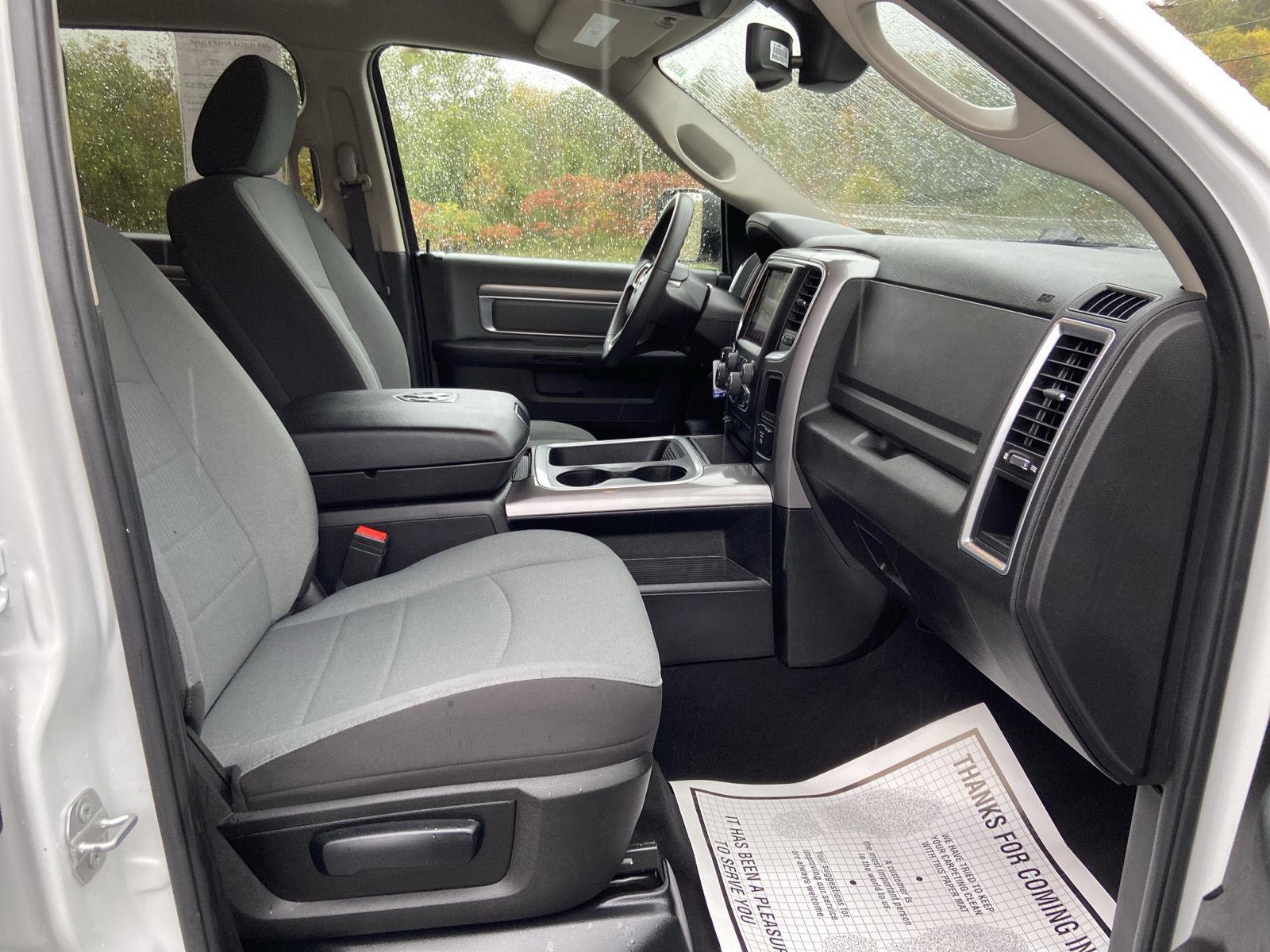 2023 Ram 1500 Classic SLT photo 34