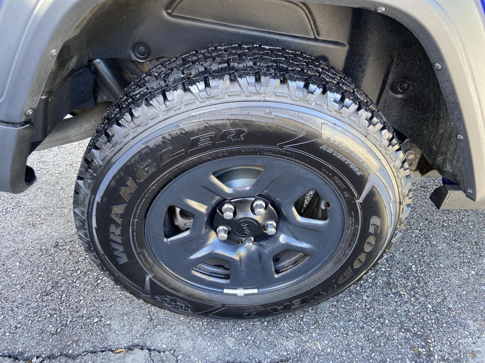 Linnehan's Right Way Auto