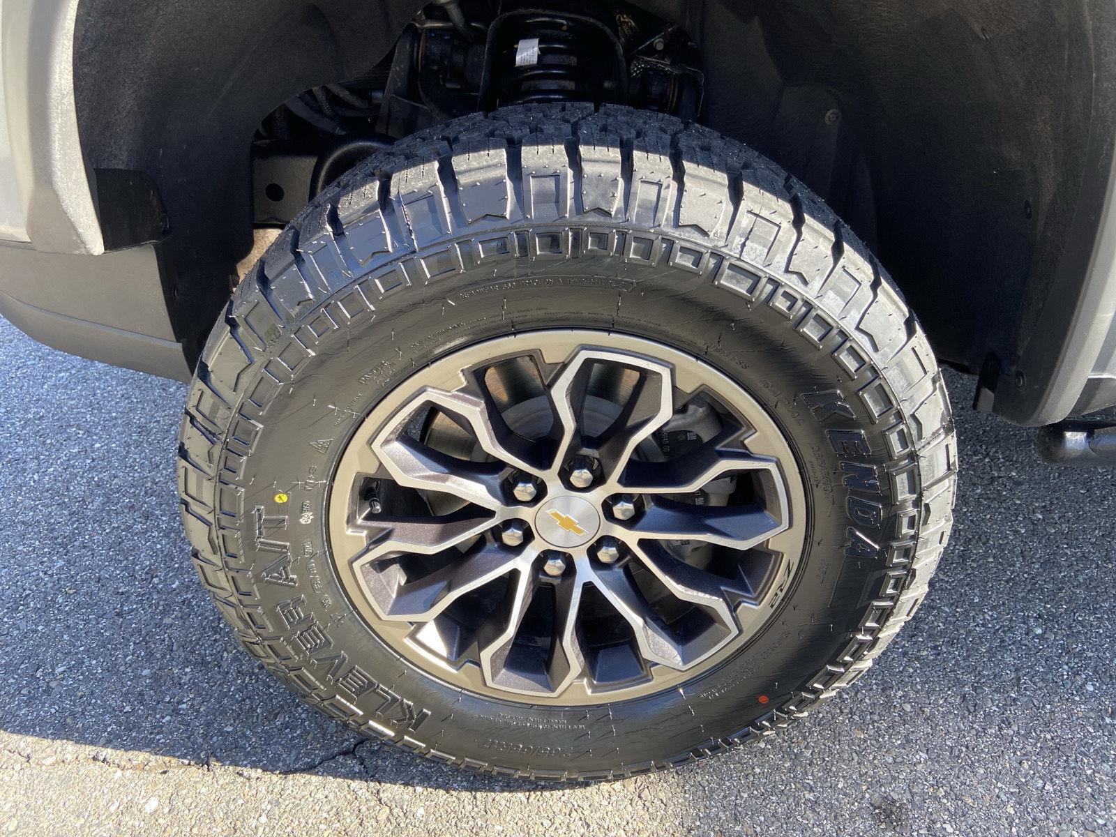 Linnehan's Right Way Auto