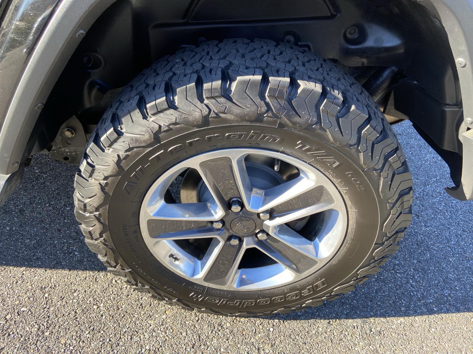 Linnehan's Right Way Auto