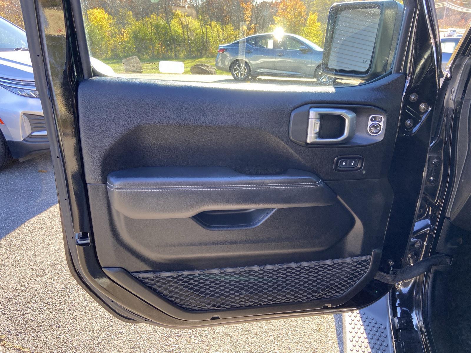 Linnehan's Right Way Auto