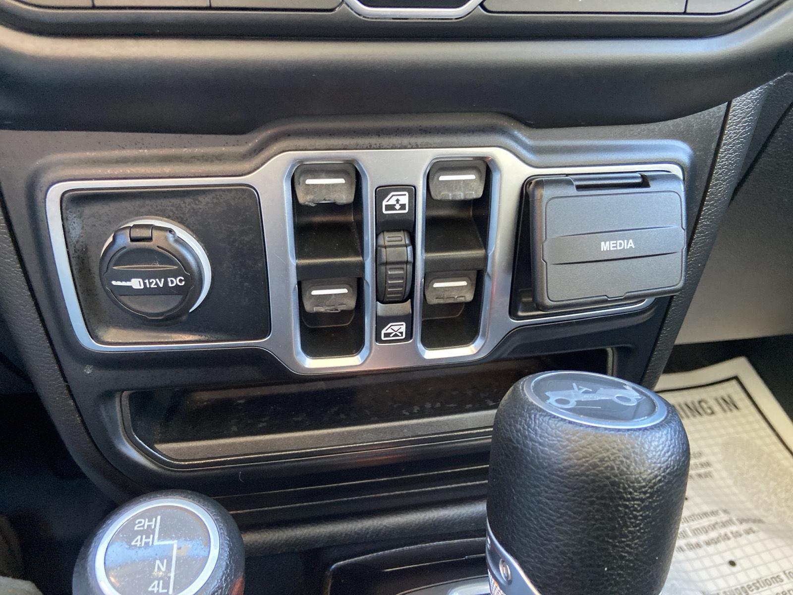 Linnehan's Right Way Auto