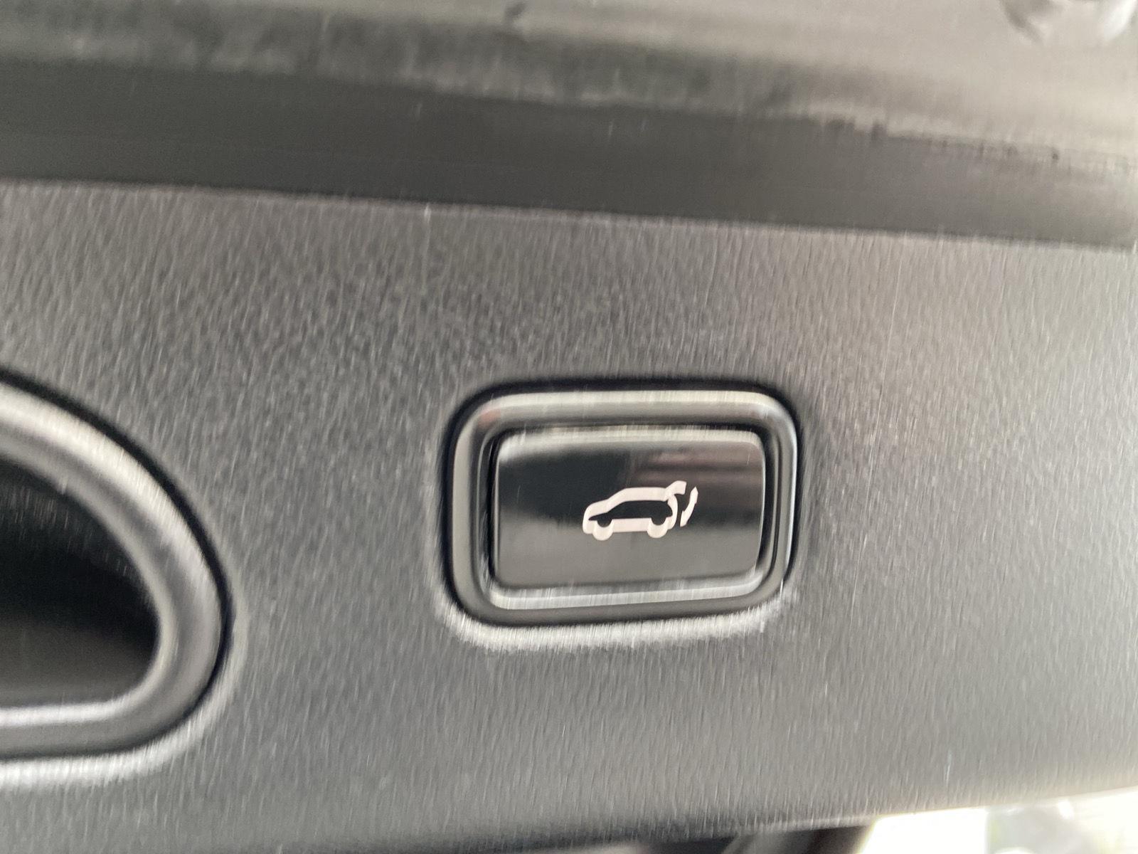 Linnehan's Right Way Auto