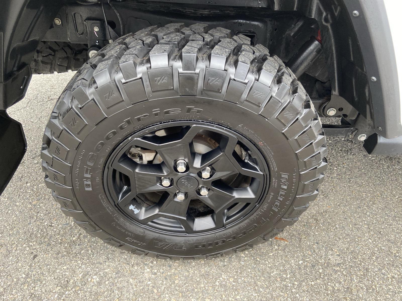 Linnehan's Right Way Auto