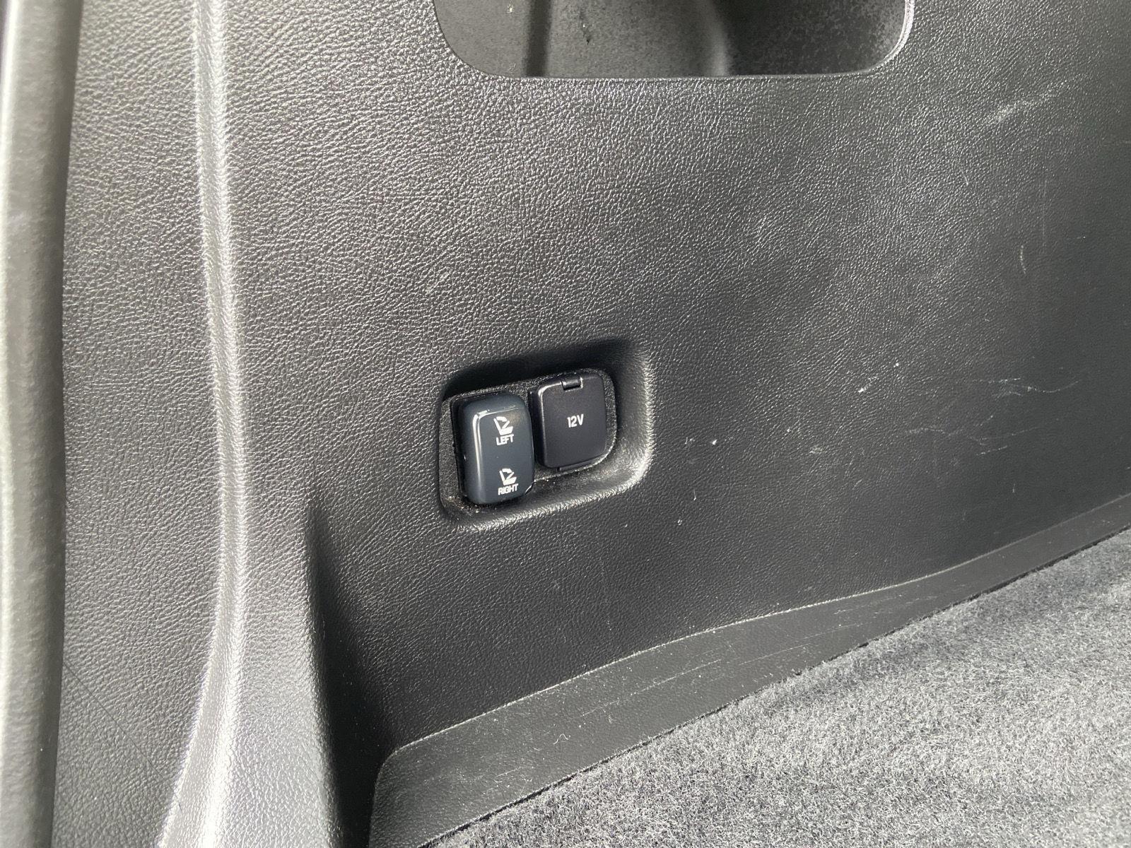 Linnehan's Right Way Auto