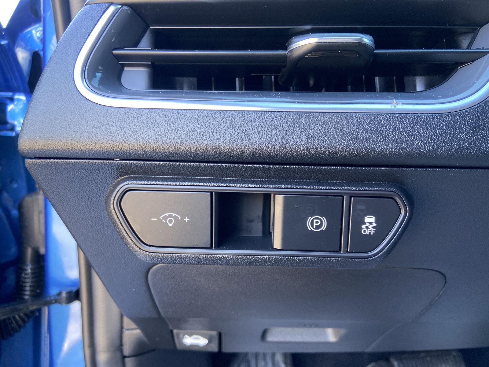 Linnehan's Right Way Auto