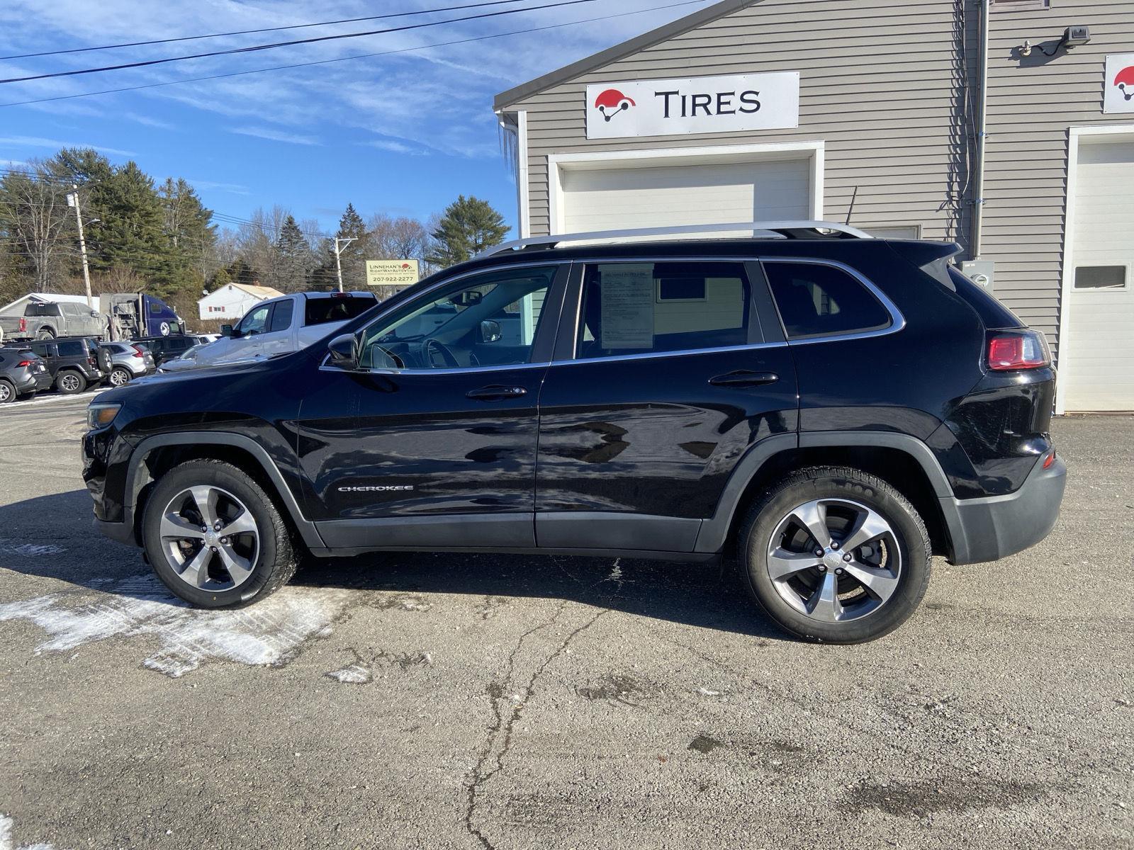 2019 Jeep Cherokee Limited's photo