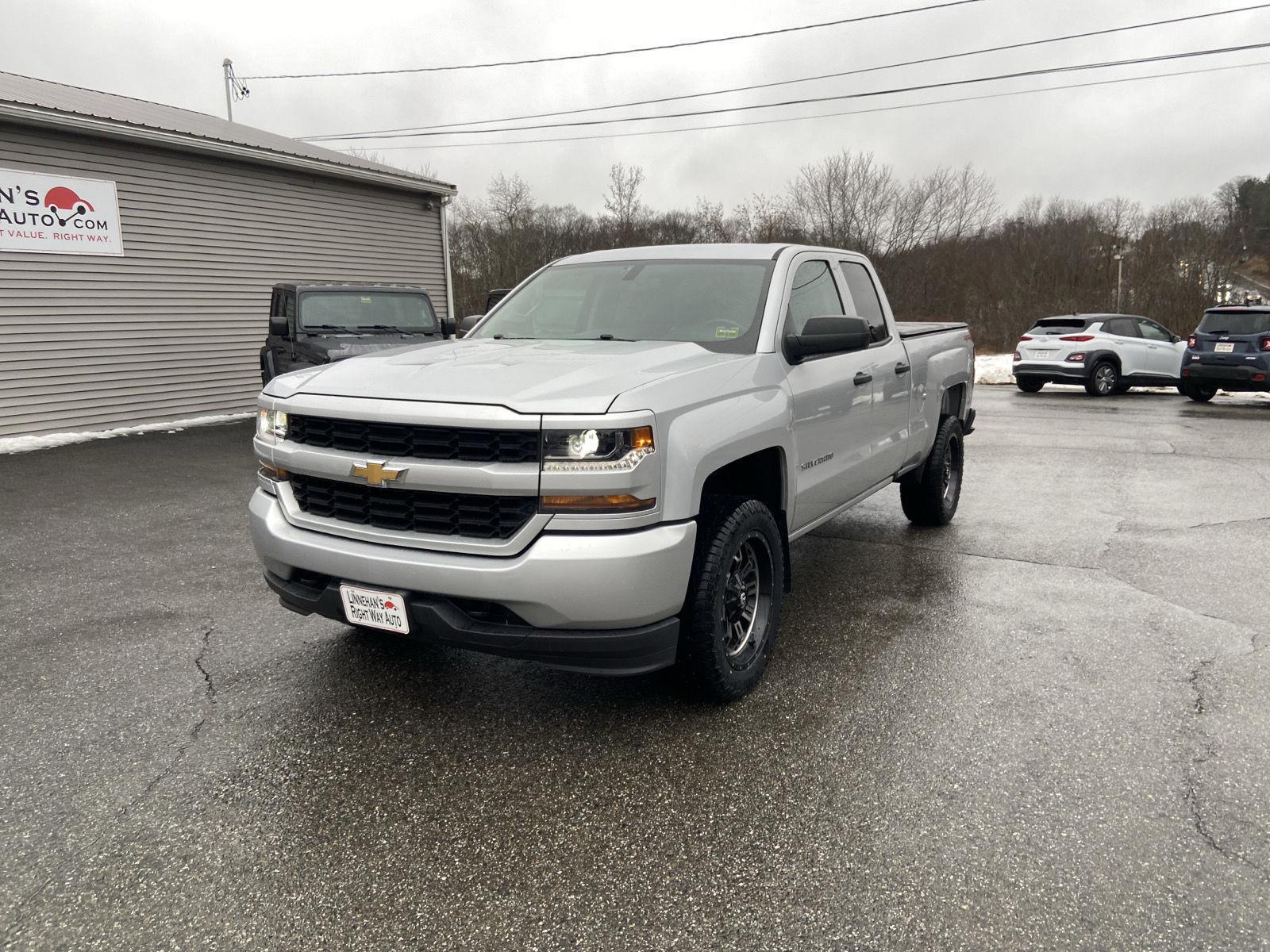 2018 Chevrolet Silverado 1500 Custom's photo