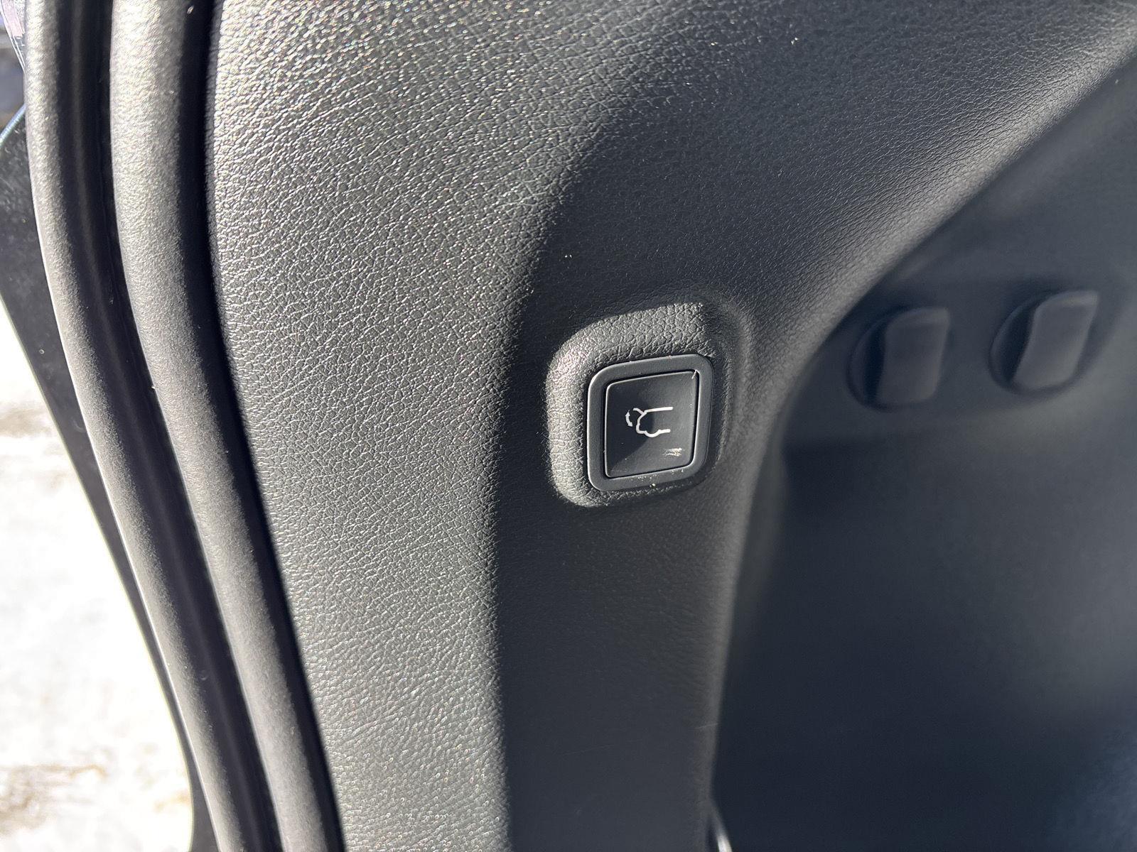 Linnehan's Right Way Auto