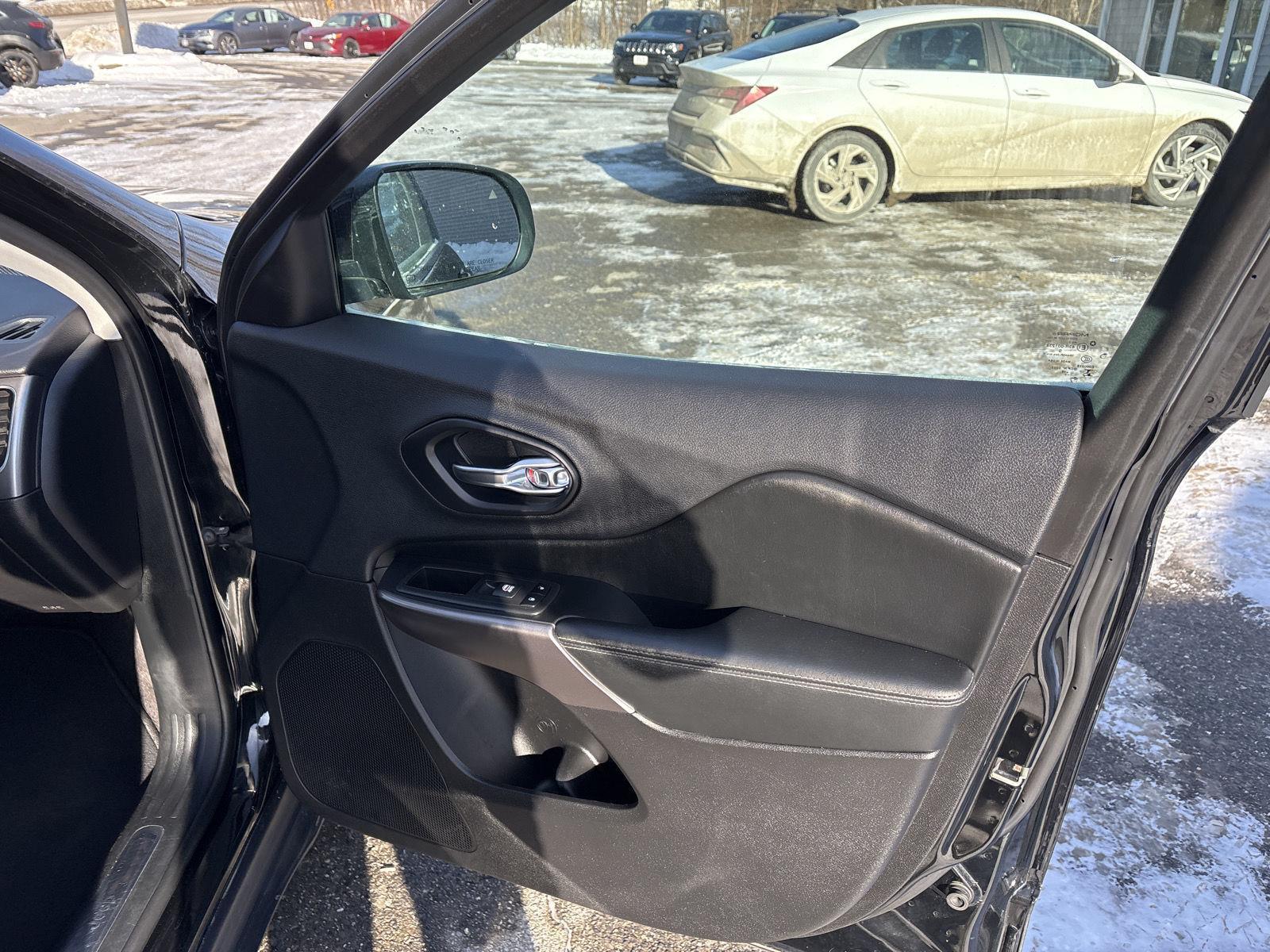 Linnehan's Right Way Auto