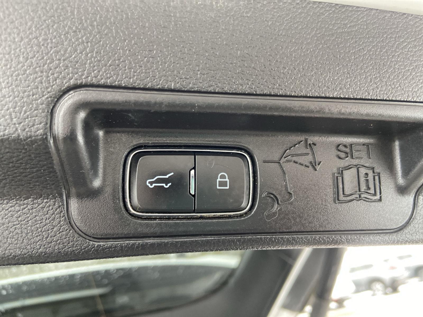 Linnehan's Right Way Auto