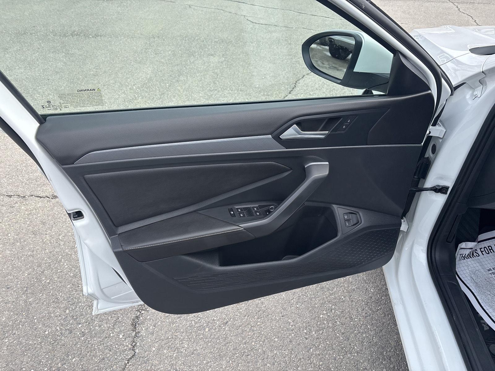 Linnehan's Right Way Auto