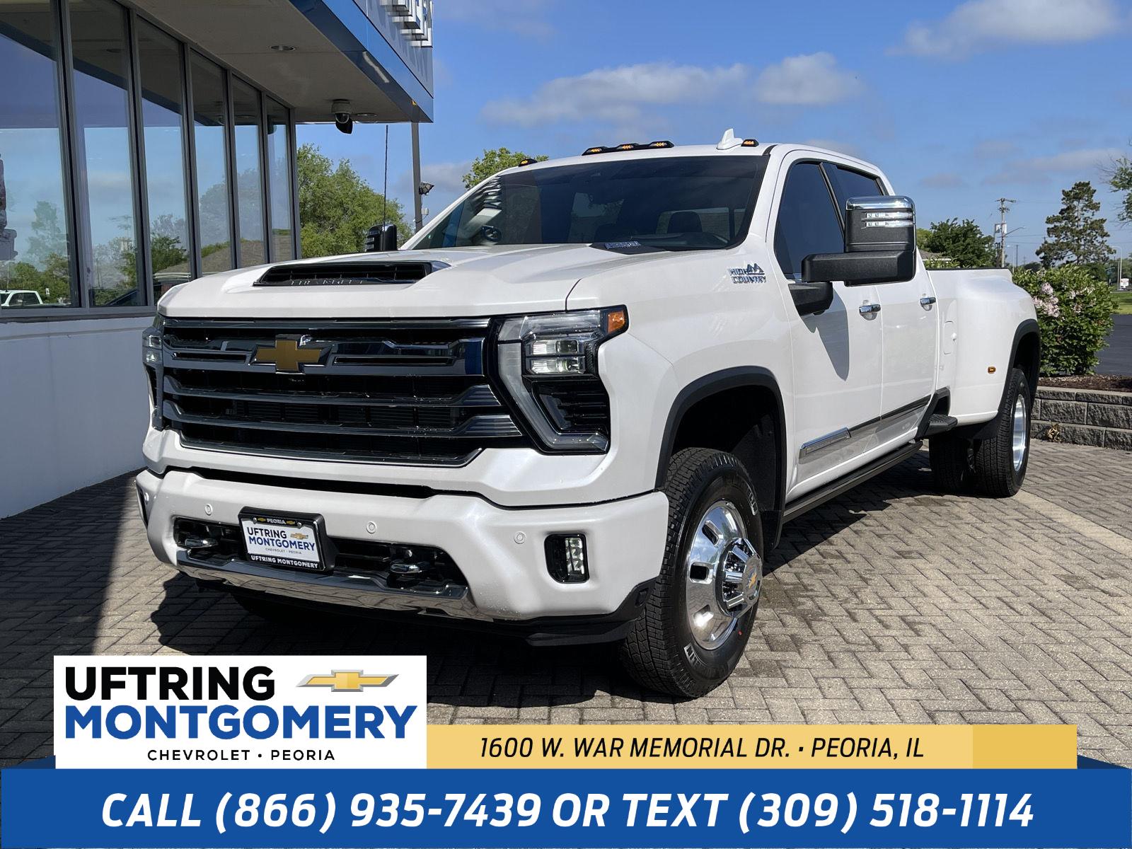 White (Iridescent Pearl Tricoat) 2024 Chevrolet Silverado 3500HD Pickup Truck Four-Wheel Drive Automatic