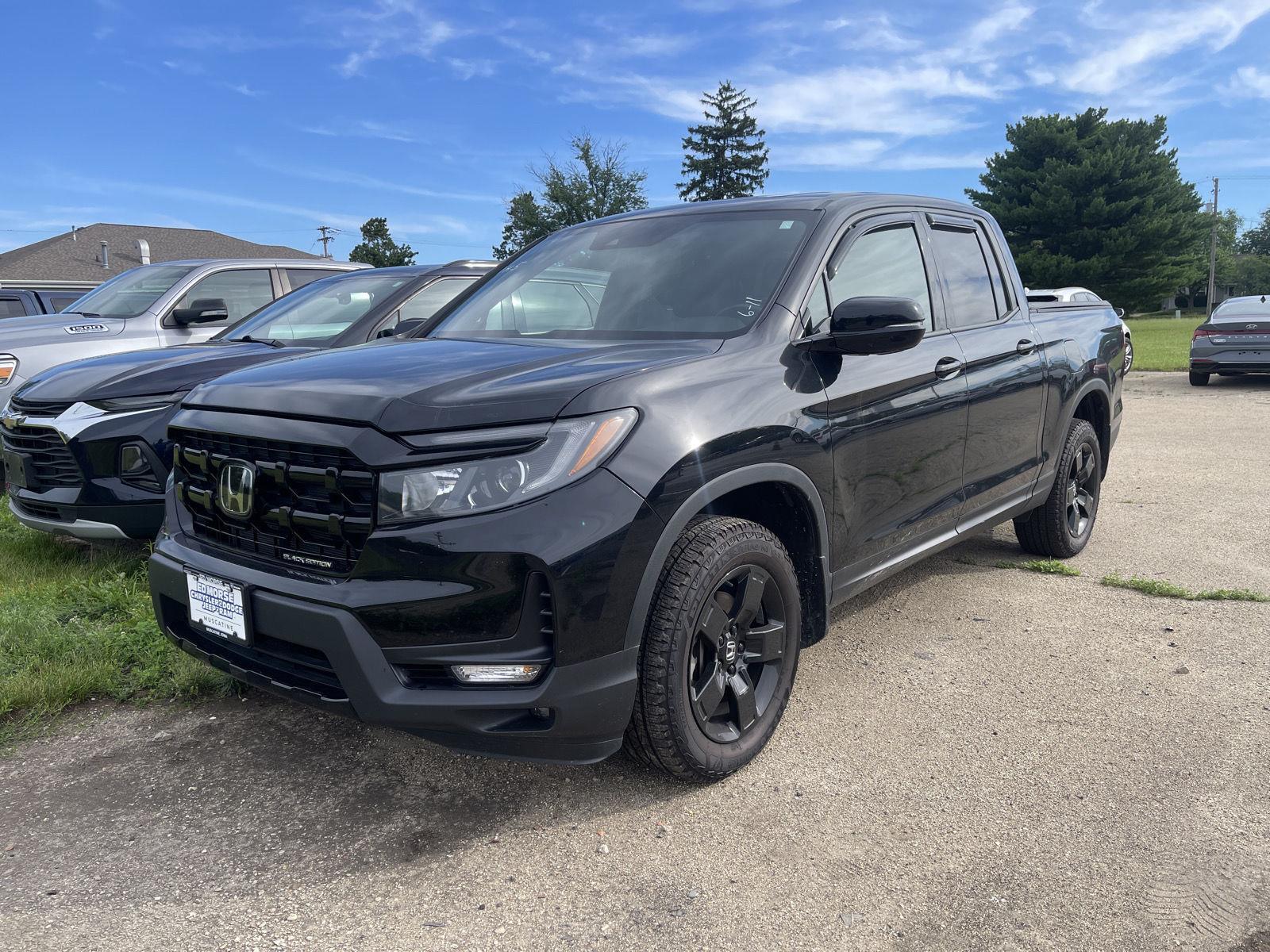 Crystal Black Pearl 2024 Honda Ridgeline Black Edition AWD Pickup Truck All-Wheel Drive 9-Speed Automatic