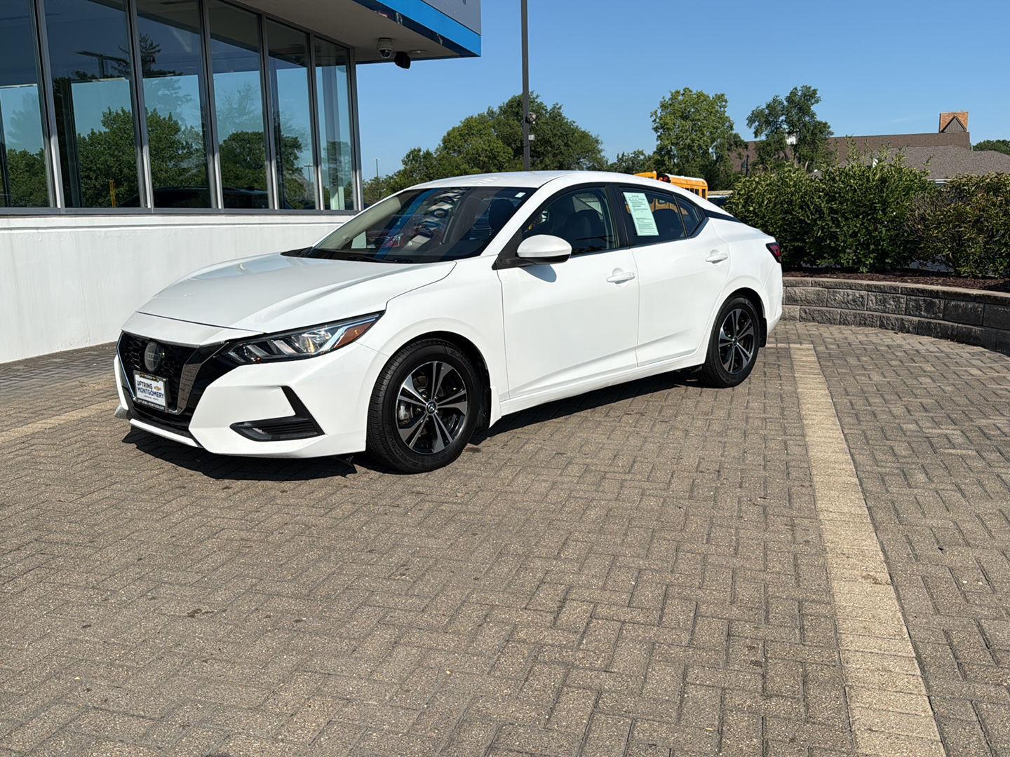 Aspen White Tricoat 2021 Nissan Sentra Sedan Front-Wheel Drive Continuously Variable Transmission