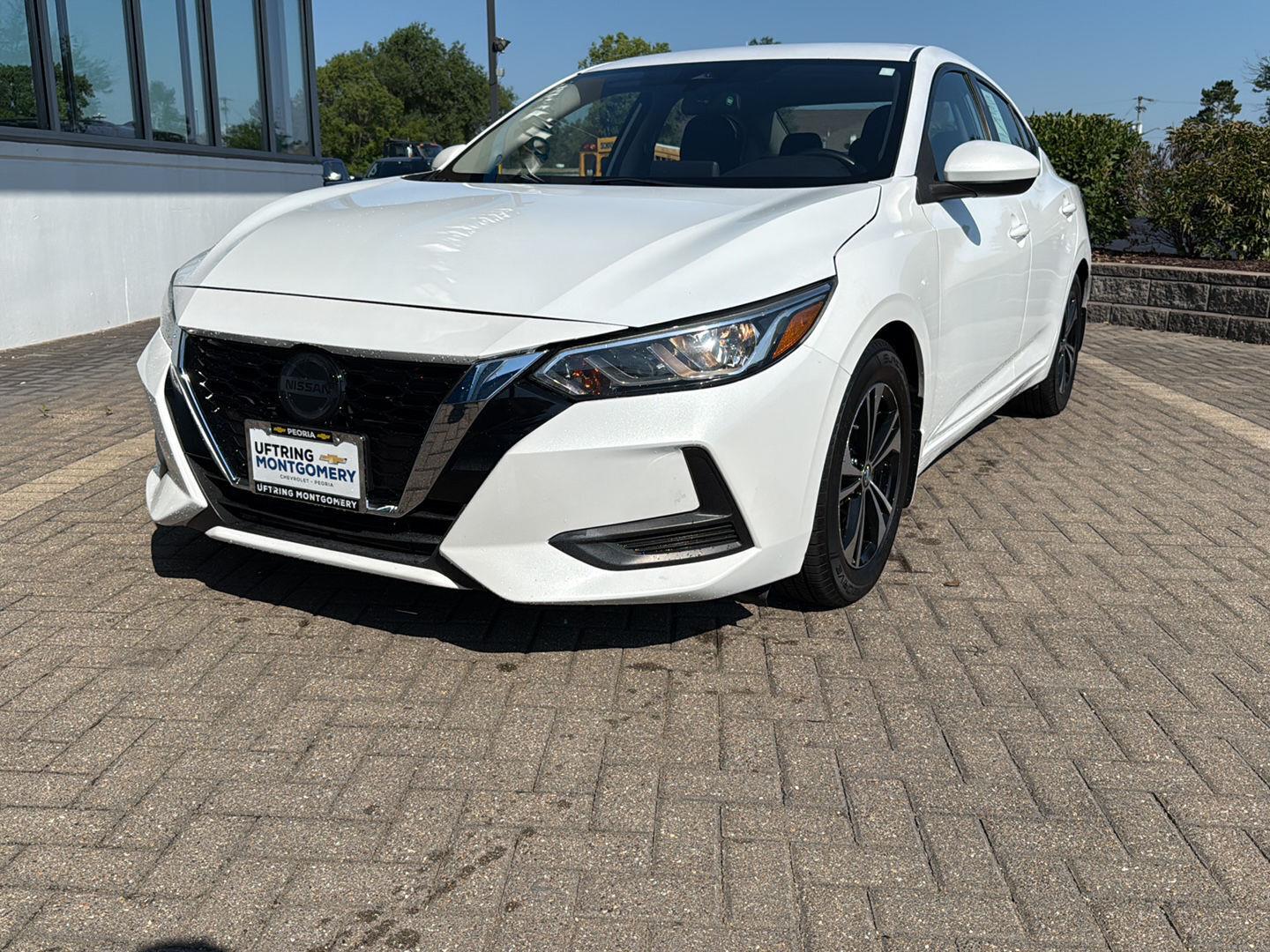 Aspen White Tricoat 2021 Nissan Sentra Sedan Front-Wheel Drive Continuously Variable Transmission