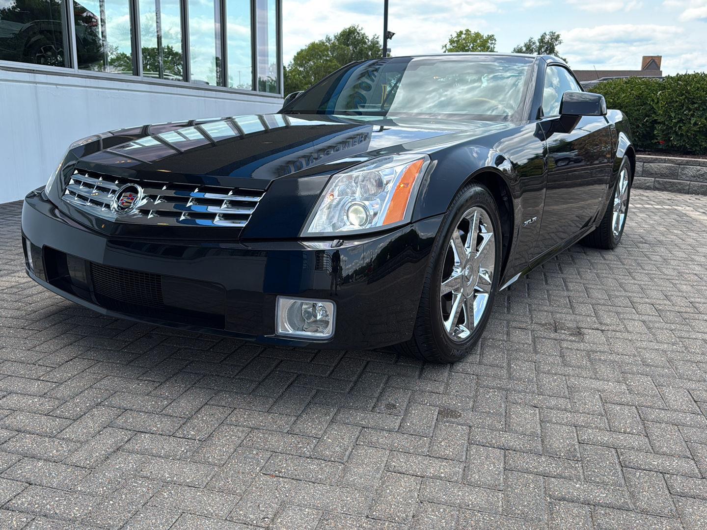 Star Black Metallic 2006 Cadillac XLR Convertible Rear-Wheel Drive 5-Speed Automatic