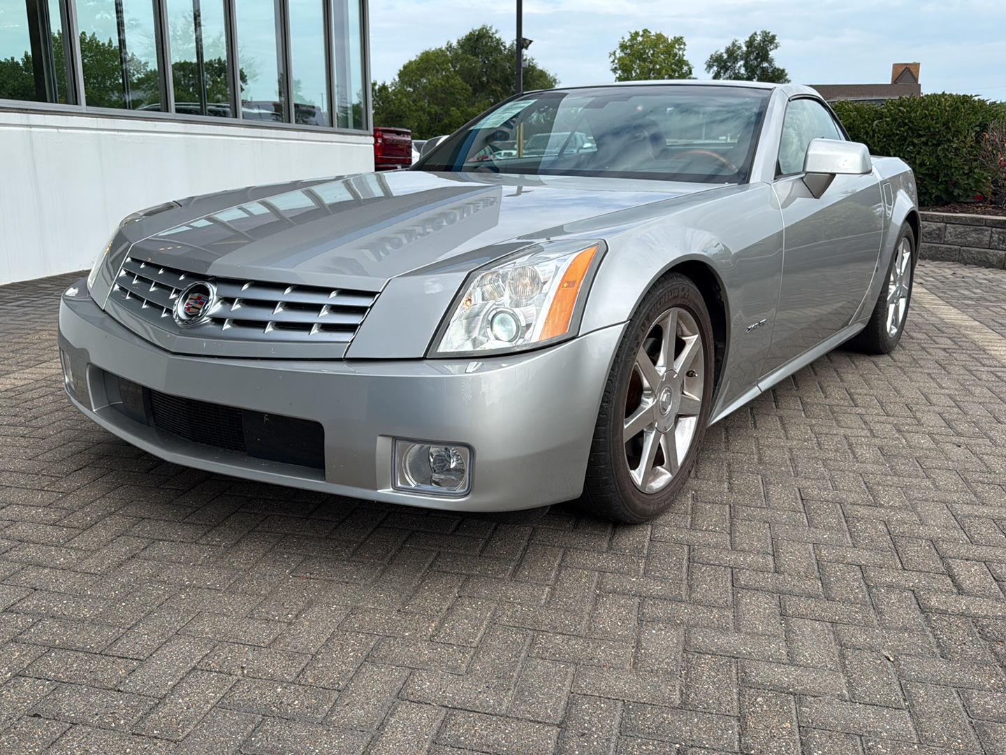 Gray (Light Platinum) 2007 Cadillac XLR Convertible Rear-Wheel Drive 6-Speed Automatic