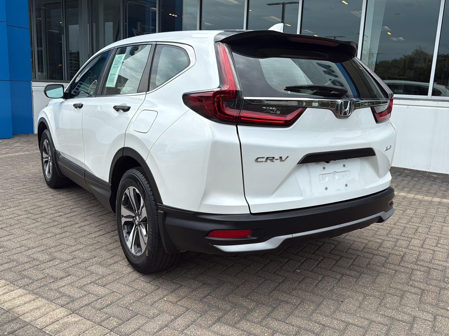 View vehicle photo 3