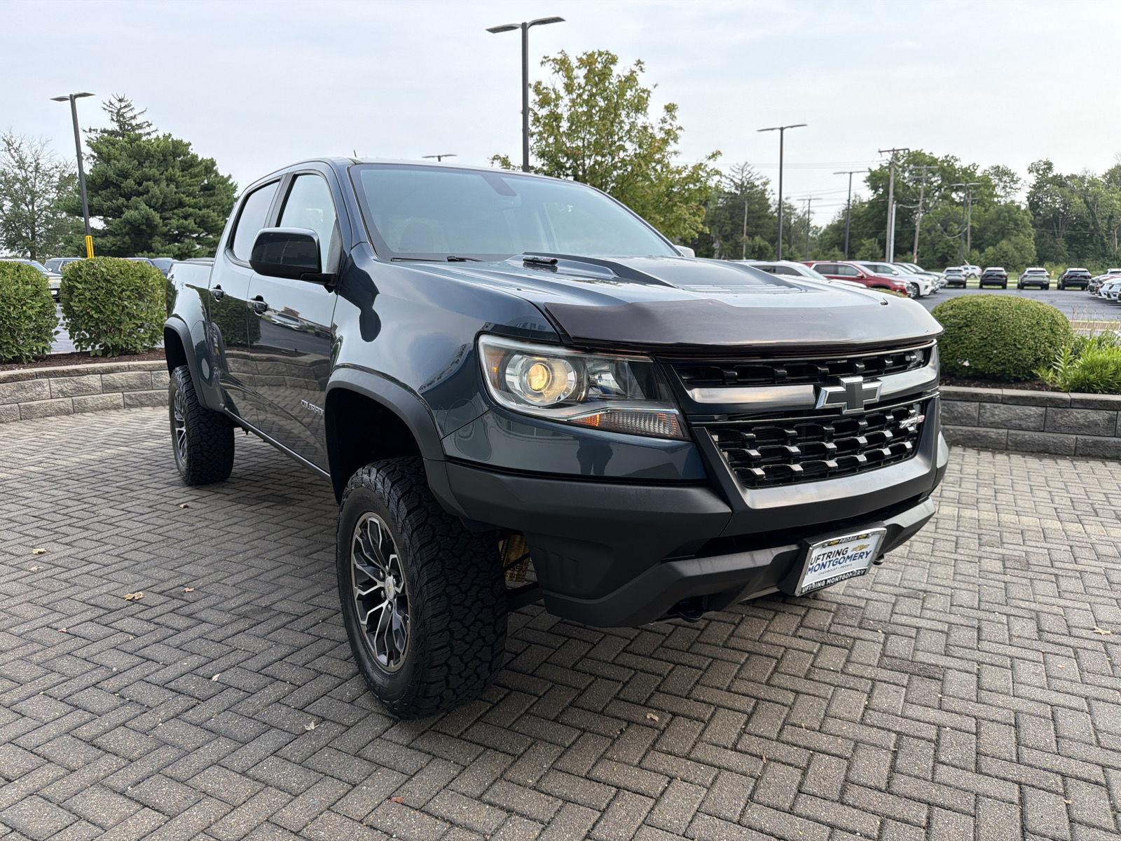 View vehicle photo 7