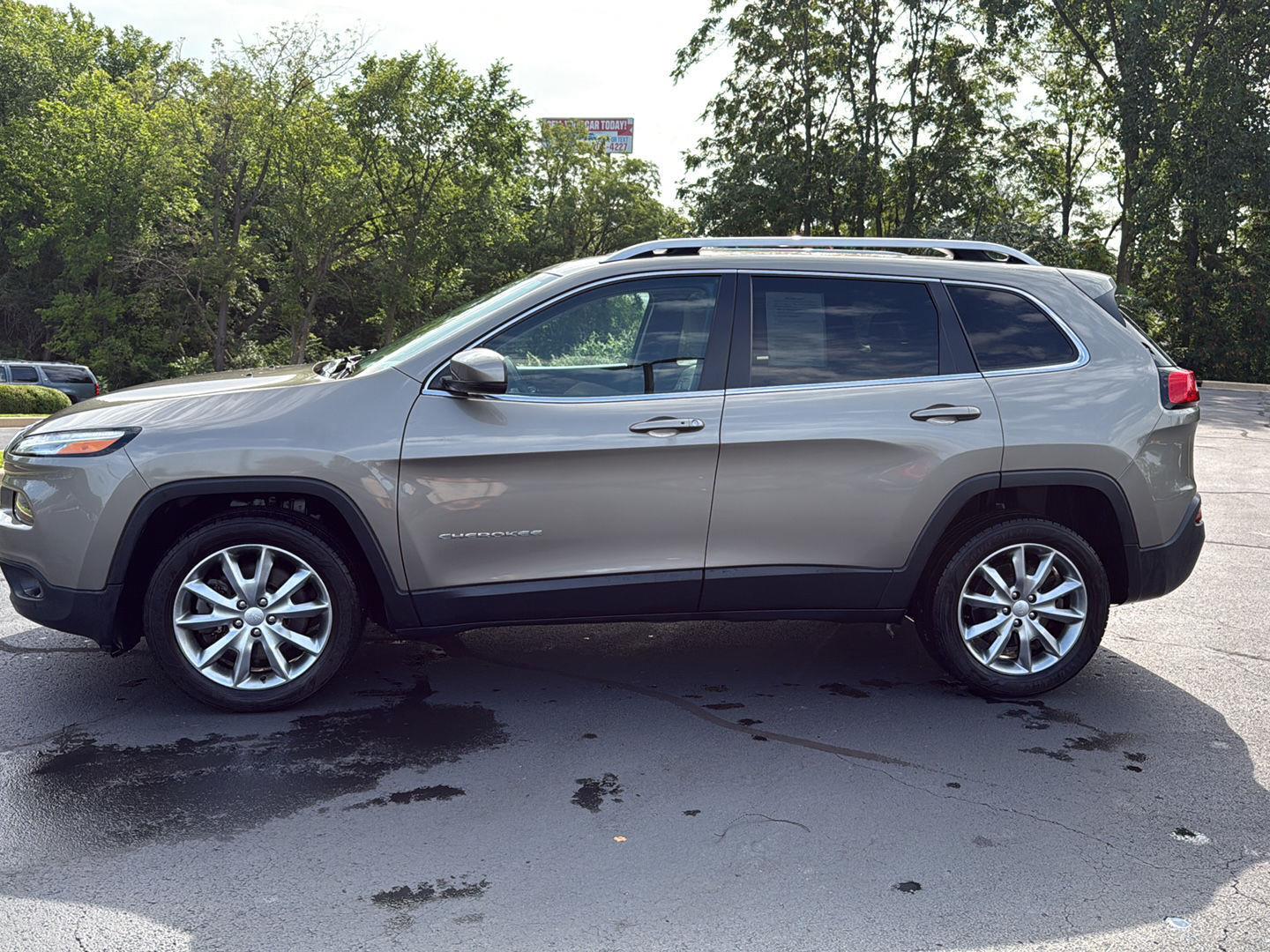 View vehicle photo 2