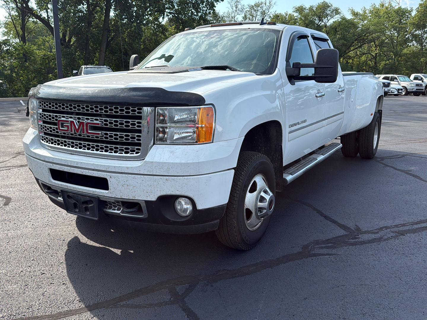 Summit White 2014 GMC Sierra 3500HD Pickup Truck Four-Wheel Drive 6-Speed Automatic