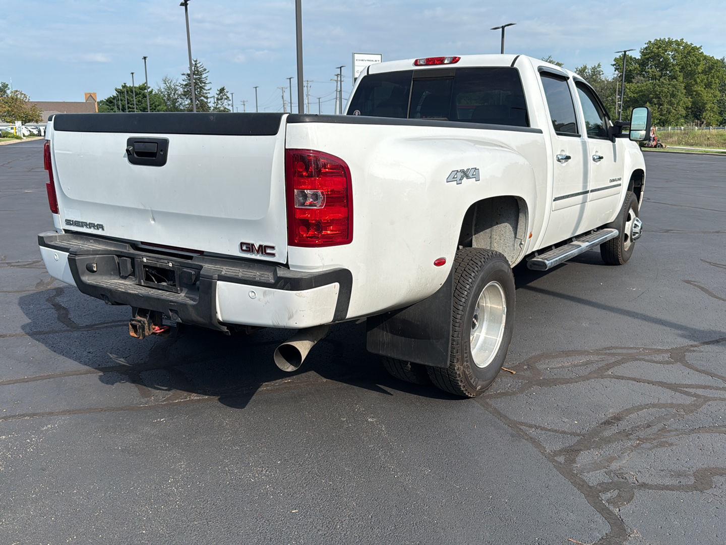 Used 2014 SUMMIT WHITE GMC Denali image 5